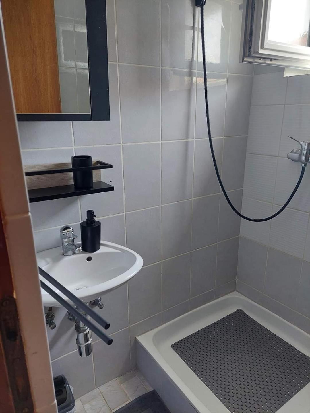 Apartmani Suhi Brod Medulin Buitenkant foto