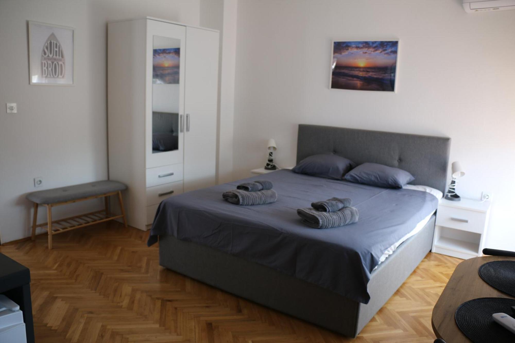 Apartmani Suhi Brod Medulin Buitenkant foto