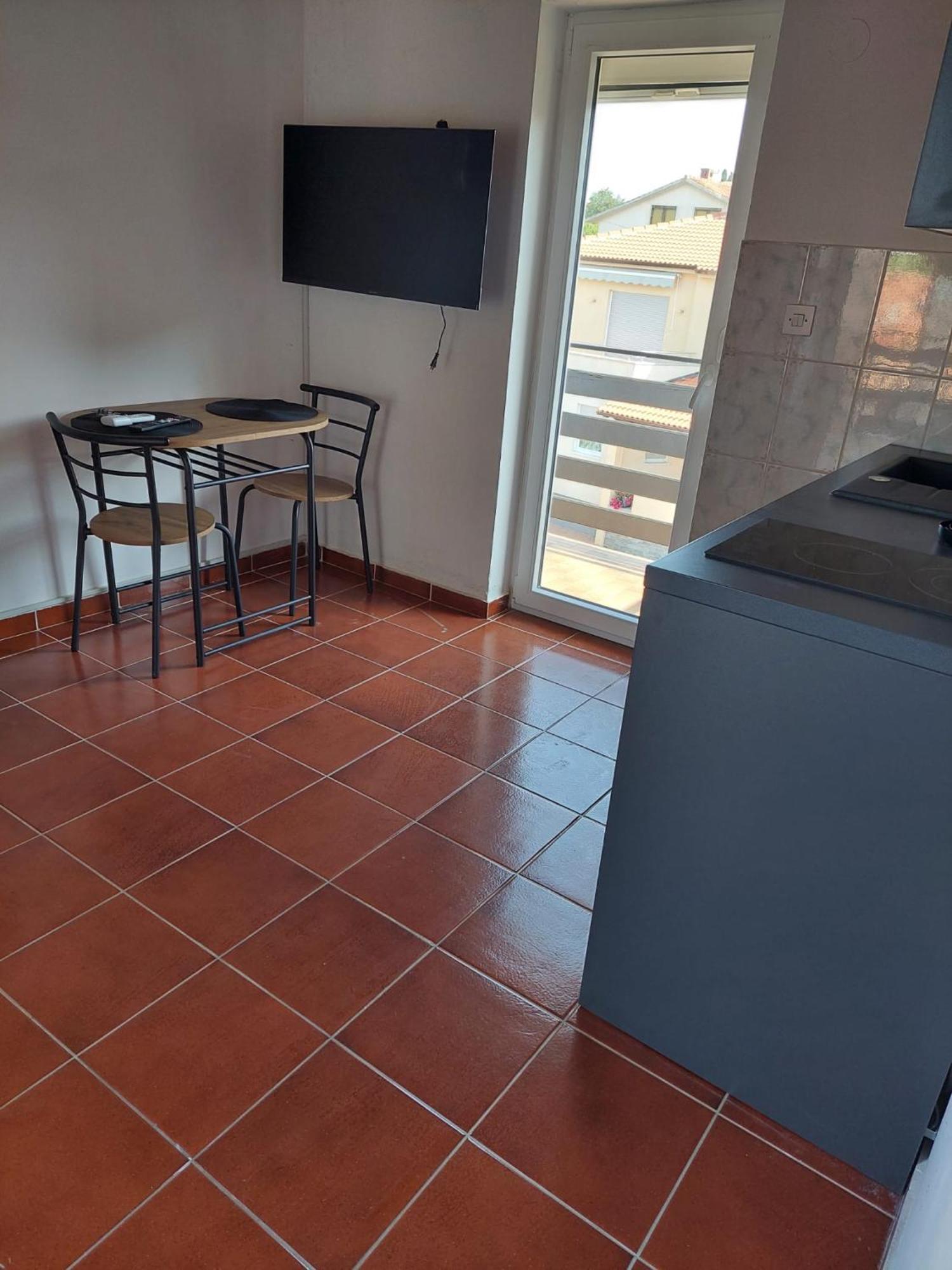 Apartmani Suhi Brod Medulin Buitenkant foto